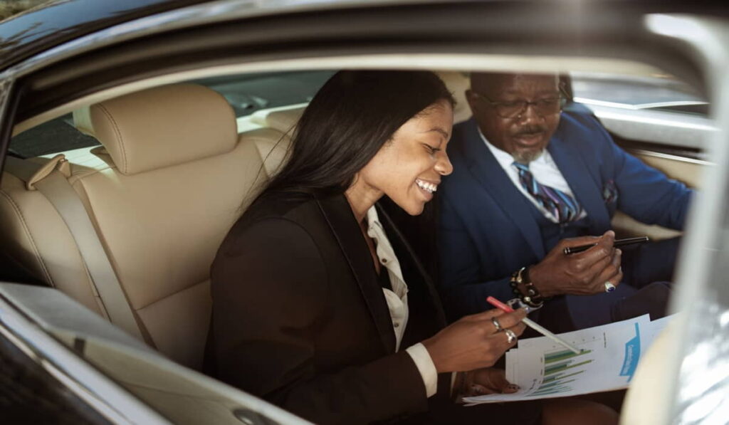 employees prefer car lift for dubai abu dhabi travel